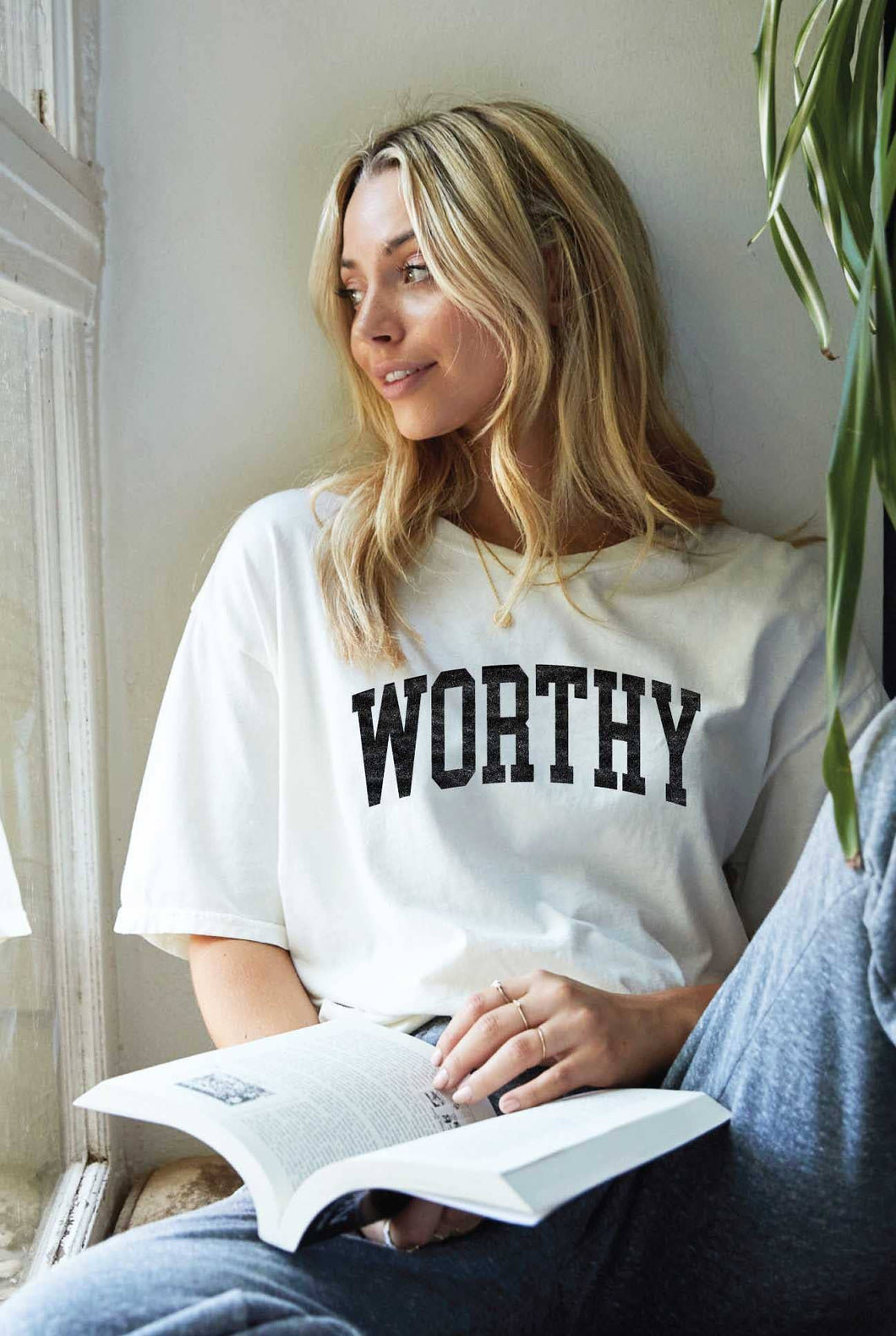 WORTHY Mineral Washed Graphic Top