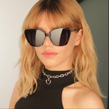 Load image into Gallery viewer, FREYRS Grace Sunglasses
