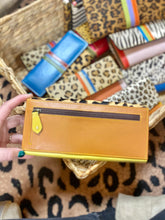 Load image into Gallery viewer, Tenille Leather Wallet
